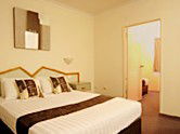 Emerald Maraboon Motor Inn - YWait Travel 1