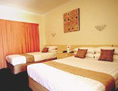 Emerald Maraboon Motor Inn - YWait Travel 4