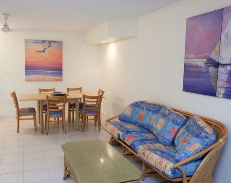 Marina Terraces Holiday Apartments - Carnarvon Accommodation 4
