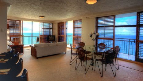 Surfers Aquarius On The Beach - Carnarvon Accommodation 0