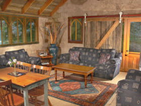 Jesmondene - Accommodation Australia 0