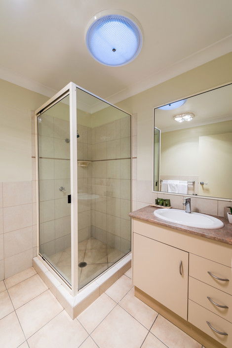 Bottletree Apartments - YWait Travel 8