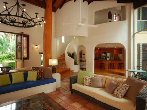 Port Douglas Getaways - YWait Travel 4