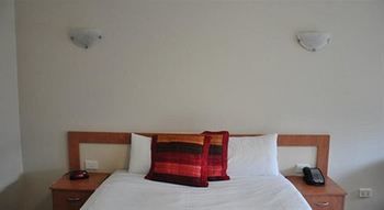 City Park Hotel - Whitsundays Tourism 11