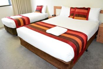 City Park Hotel - Whitsundays Tourism 13