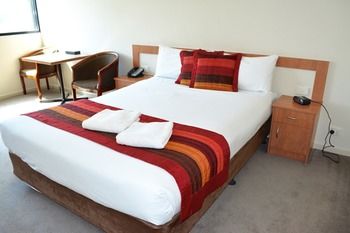 City Park Hotel - Whitsundays Tourism 14
