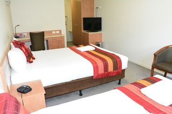 City Park Hotel - Whitsundays Tourism 20