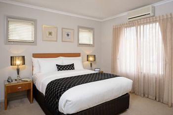 Ringwood Royale - WA Accommodation 9