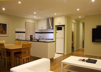 Best Western Plus Buckingham International - Accommodation Find 3