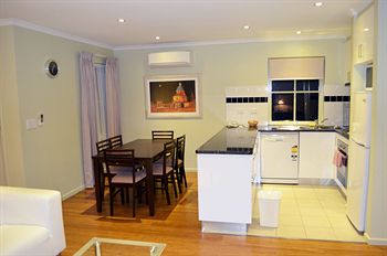 Best Western Plus Buckingham International - Accommodation Find 6