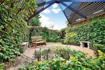 Best Western Plus Buckingham International - Accommodation Find 17