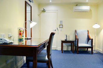 Best Western Plus Buckingham International - Accommodation Find 33
