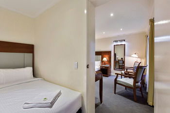 Best Western Plus Buckingham International - Accommodation Find 44