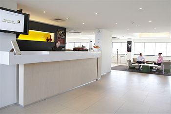 Alpha Hotel Eastern Creek - Whitsundays Tourism 3