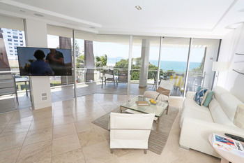 Oceans Mooloolaba - YWait Travel 4