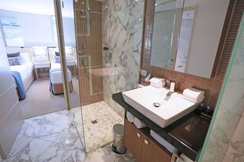 Oceans Mooloolaba - YWait Travel 5
