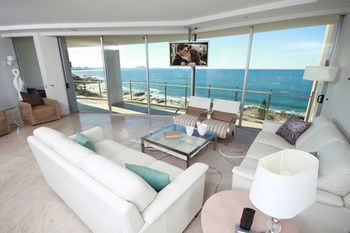 Oceans Mooloolaba - YWait Travel 23