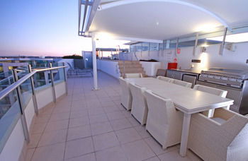 Oceans Mooloolaba - YWait Travel 30