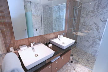 Oceans Mooloolaba - YWait Travel 32