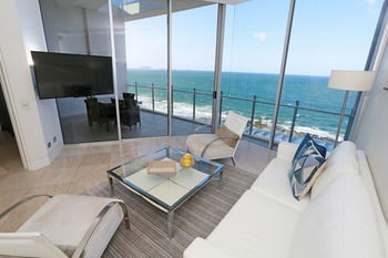 Oceans Mooloolaba - YWait Travel 38