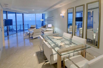 Oceans Mooloolaba - YWait Travel 50