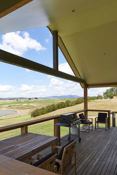Yering Gorge Cottages By The Eastern Golf Club - Holiday Sydney 9