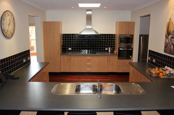 Yering Gorge Cottages By The Eastern Golf Club - Holiday Sydney 23