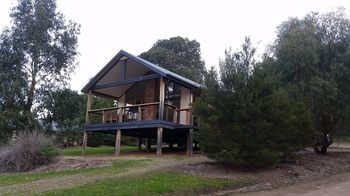 Yering Gorge Cottages By The Eastern Golf Club - Holiday Sydney 35