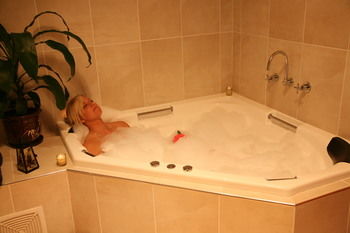 Lavender House B&B - Townsville Tourism 0