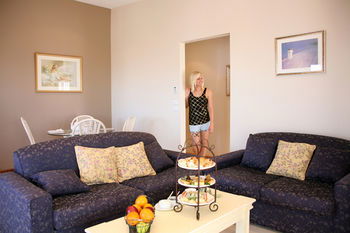 Lavender House B&B - Townsville Tourism 14