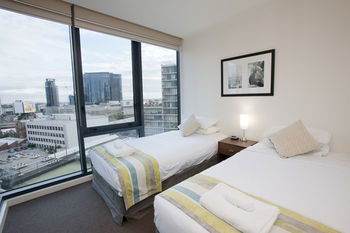 Melbourne Short Stay Apartment At SouthbankOne - Townsville Tourism 7