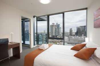 Melbourne Short Stay Apartment At SouthbankOne - Townsville Tourism 19