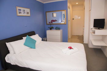 Manly Oceanside - YWait Travel 20