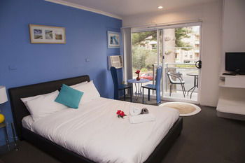 Manly Oceanside - YWait Travel 22