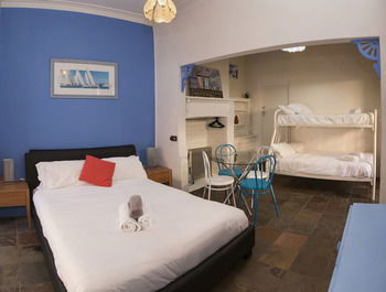 Manly Oceanside - YWait Travel 65