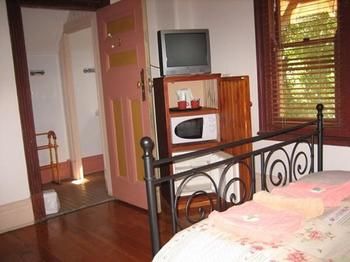Burwood Bed And Breakfast - Accommodation Find 11
