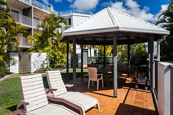 Dockside Mooloolaba - YWait Travel 21