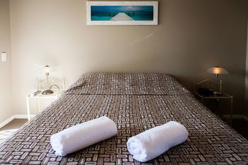 Dockside Mooloolaba - YWait Travel 38