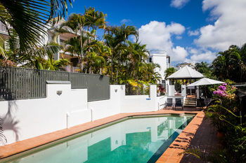 Dockside Mooloolaba - YWait Travel 45