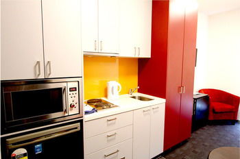 Alston Apartments Hotel - Accommodation Australia 2