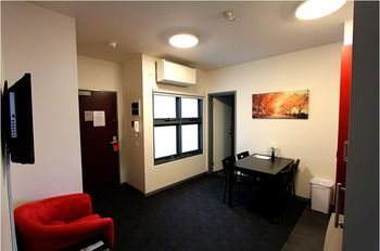 Alston Apartments Hotel - Accommodation Australia 15