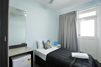 The Lakes Hotel - Casino Accommodation 2