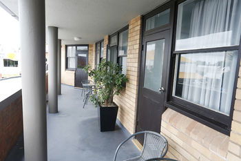 The Lakes Hotel - Casino Accommodation 15