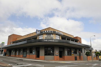 The Lakes Hotel - Casino Accommodation 52