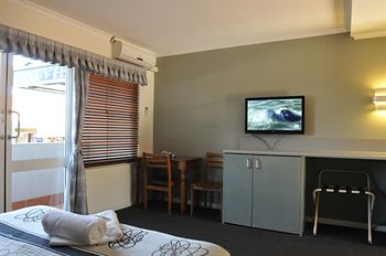 The Bayview Hotel - YWait Travel 10