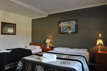 The Bayview Hotel - YWait Travel 12