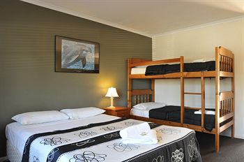The Bayview Hotel - YWait Travel 15