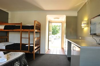 The Bayview Hotel - YWait Travel 21