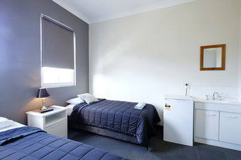 The Bayview Hotel - YWait Travel 30