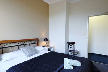 The Bayview Hotel - YWait Travel 34